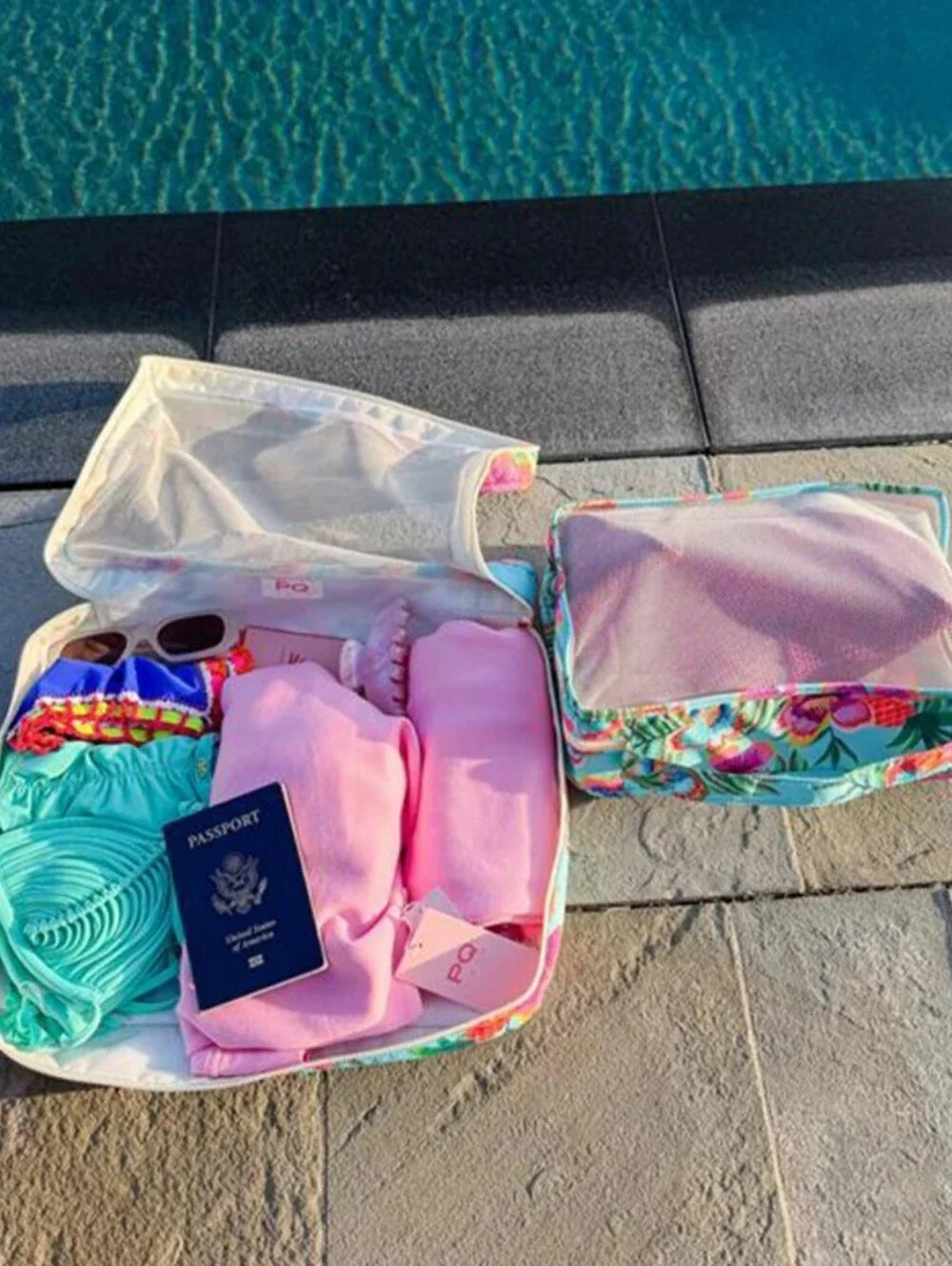 PQ Swim bright turquoise
